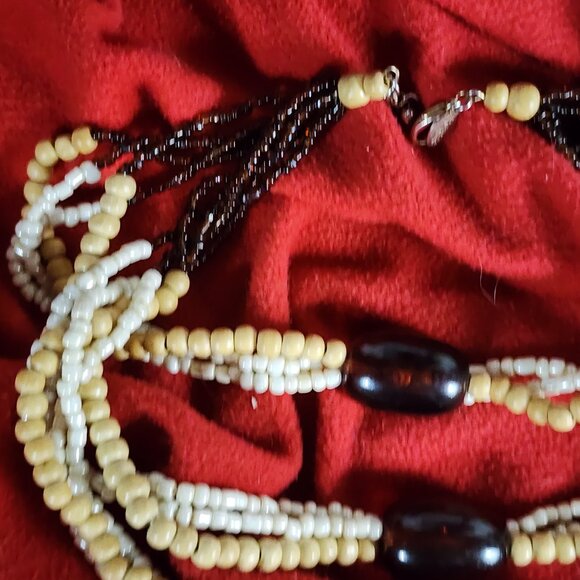 Express Wood Poly Brown Root Beer Tan Pearlescent White Bead 17" Choker Necklace - Picture 11 of 16